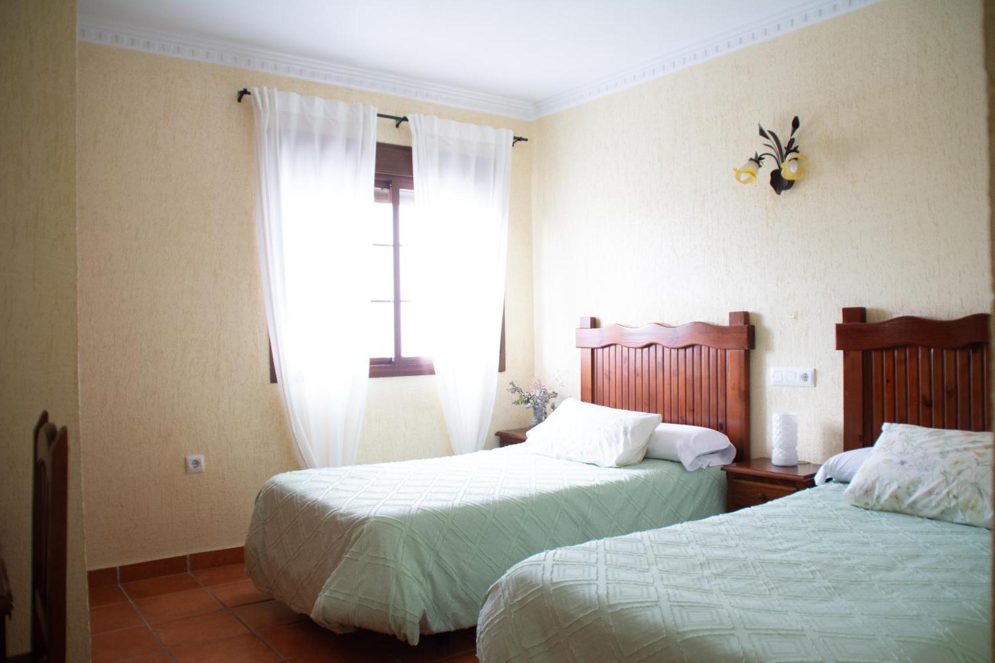 Hostal Rural La Plata Parking Incluido Arcos de la Frontera Bagian luar foto